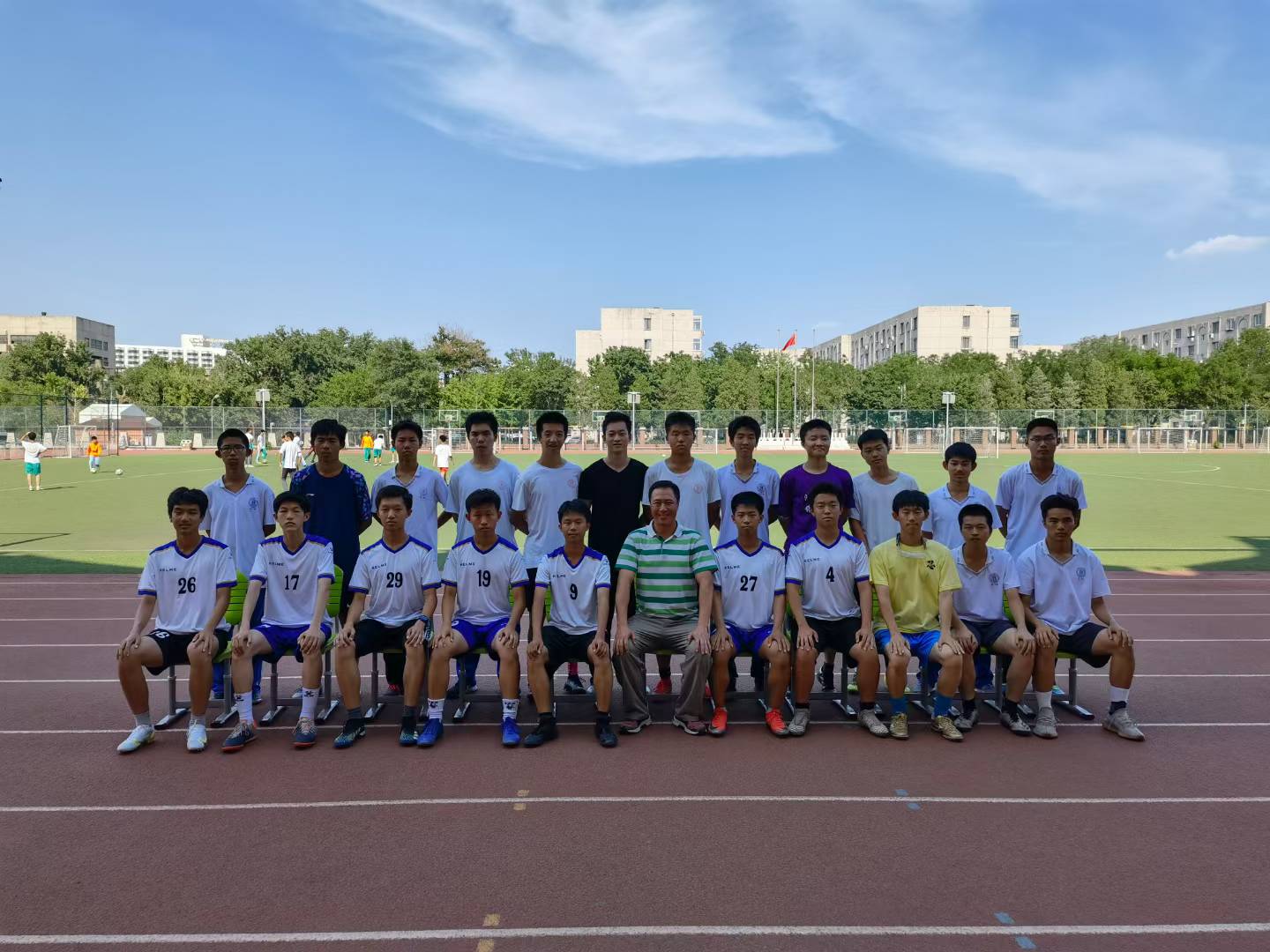Football team photo