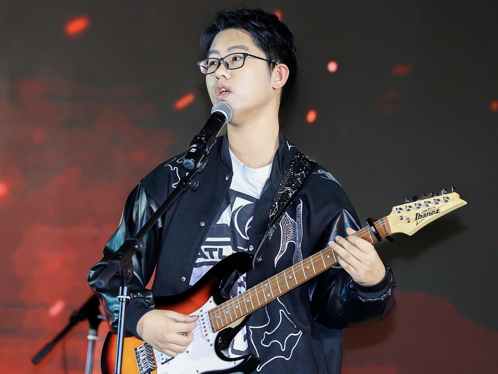 Guitar performance on stage